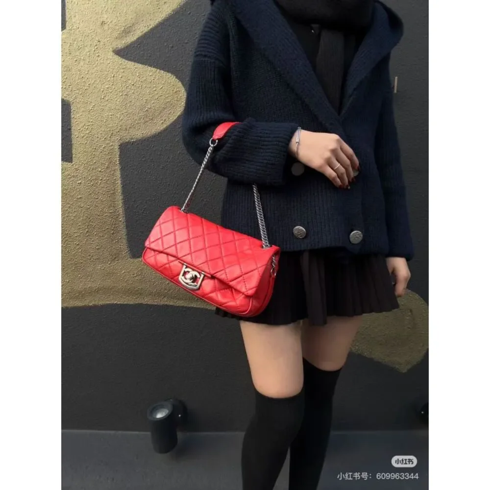 Chanel Women Pre-Loved Bag Very Good Condition